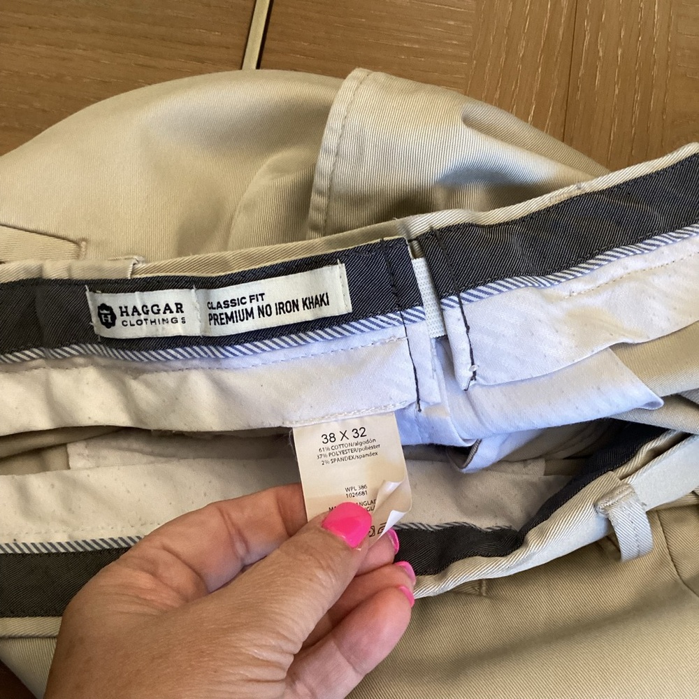 Haggar Classic Fit Khaki Dress Pants